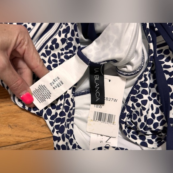 La Blanca High Neck Keyhole Mio One Piece Swimsuit in Indigo - Picture 5 of 5